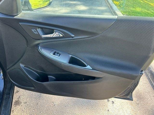 Chevrolet Malibu  2022