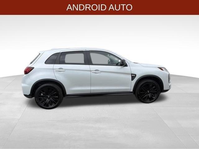Mitsubishi Outlander Sport  2023