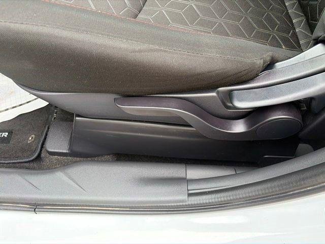 Mitsubishi Outlander Sport  2023