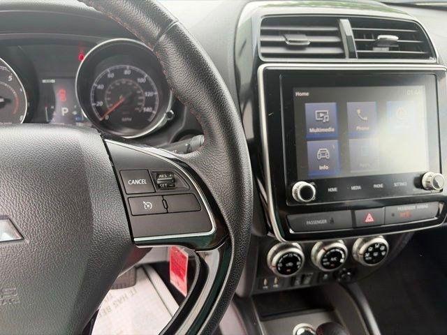 Mitsubishi Outlander Sport  2023