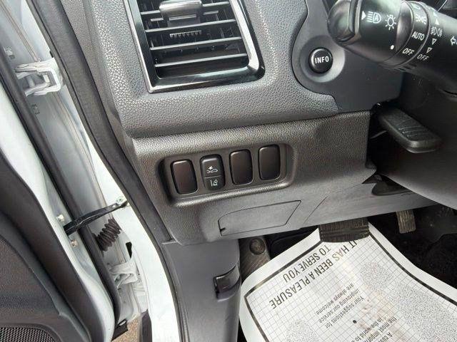 Mitsubishi Outlander Sport  2023