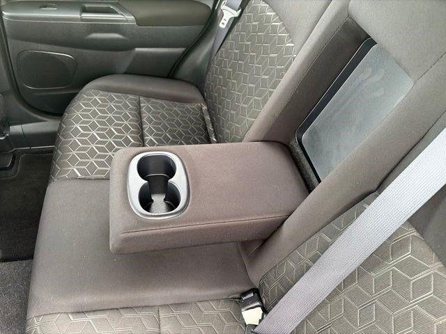 Mitsubishi Outlander Sport  2023