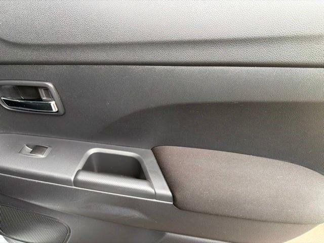 Mitsubishi Outlander Sport  2023