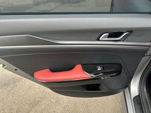 Kia K5  2026