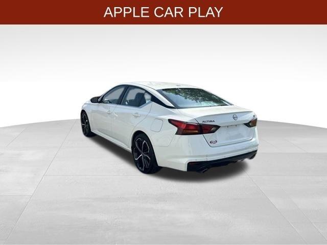Nissan Altima  2024