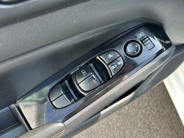 Nissan Altima  2024