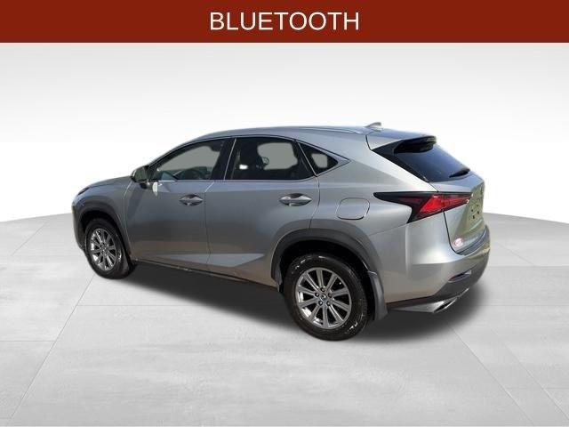 Lexus NX 300  2021