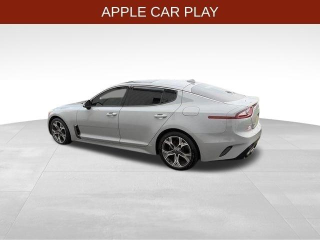 Kia Stinger  2021