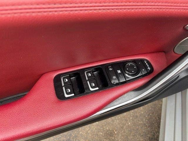Kia Stinger  2021
