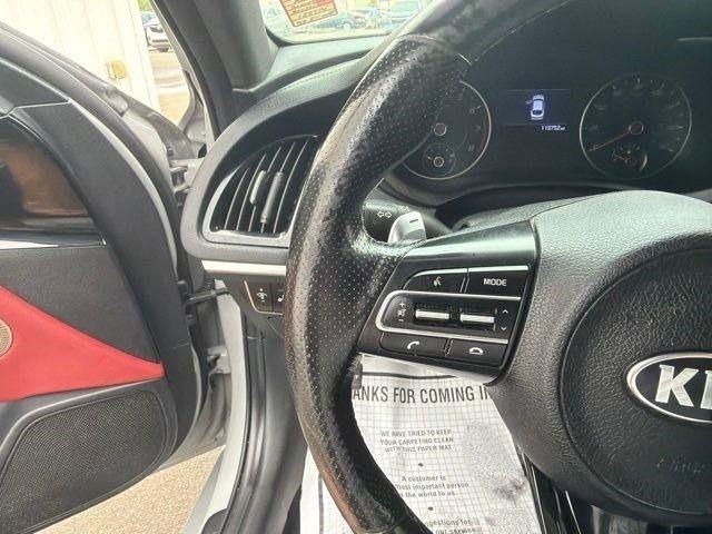 Kia Stinger  2021