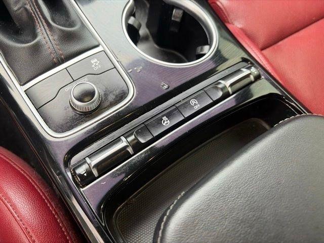 Kia Stinger  2021