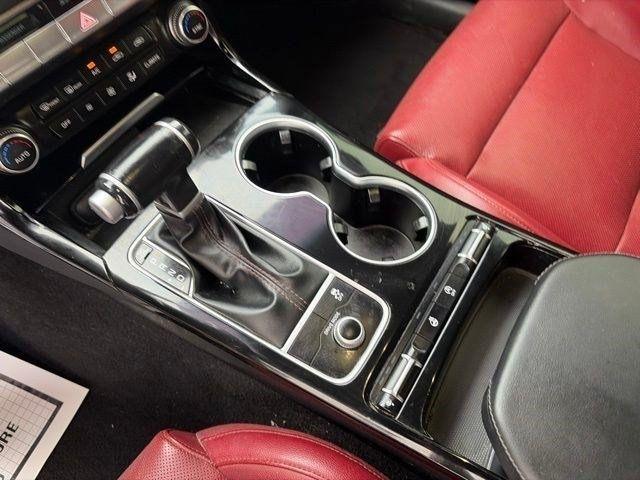 Kia Stinger  2021