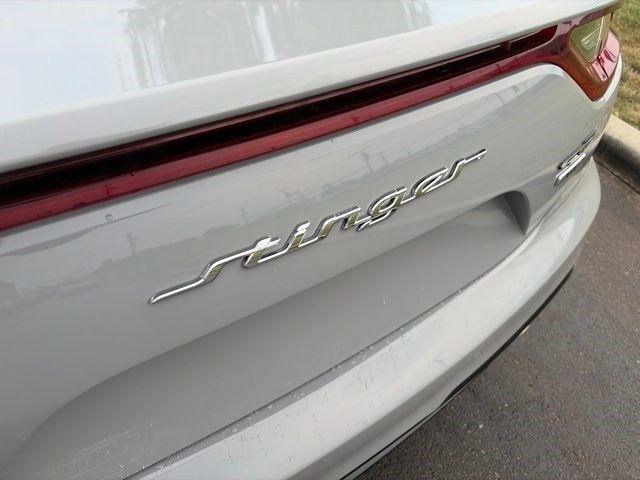Kia Stinger  2021