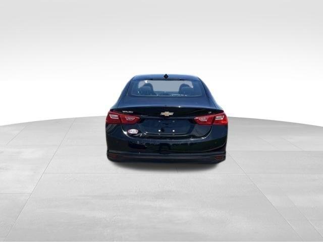 Chevrolet Malibu  2023