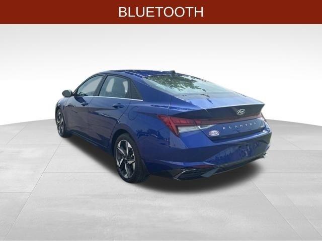 Hyundai Elantra  2023