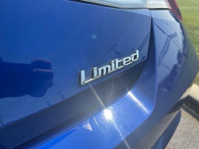 Hyundai Elantra  2023