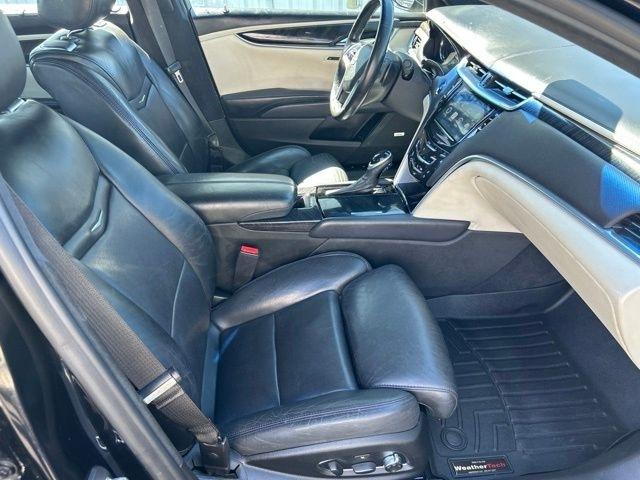 Cadillac XTS  2016