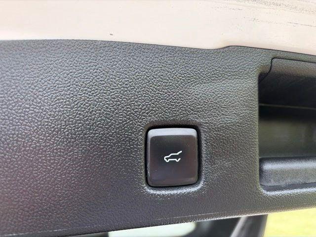 Ford Escape Plug-in Hybrid  2022