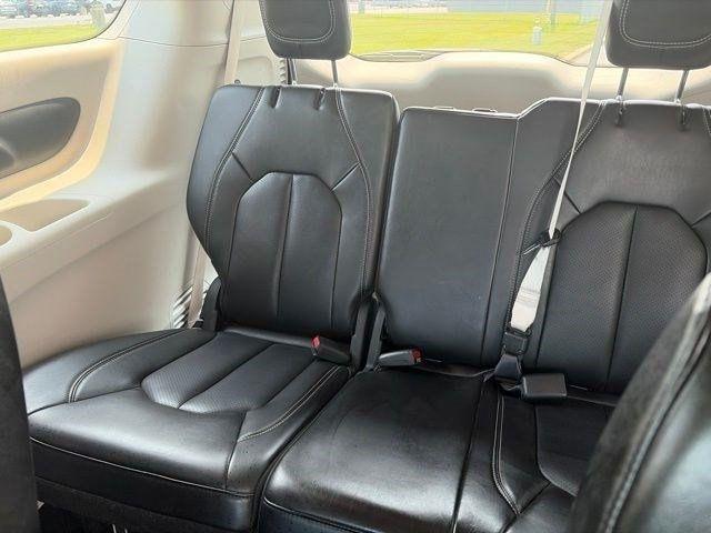 Chrysler Pacifica  2023