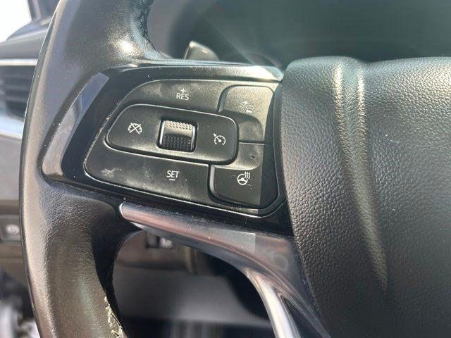 Buick Enclave  2022