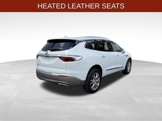 Buick Enclave  2022