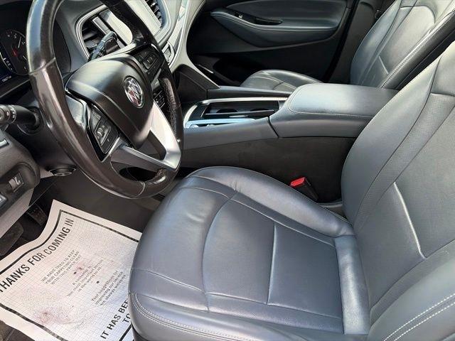 Buick Enclave  2022