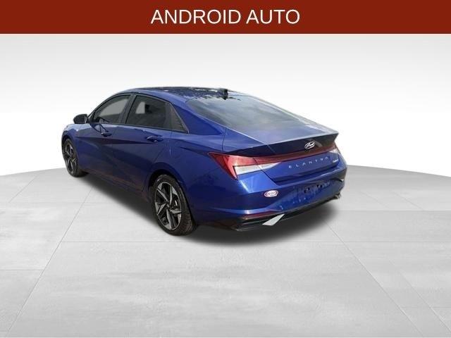 Hyundai Elantra  2023