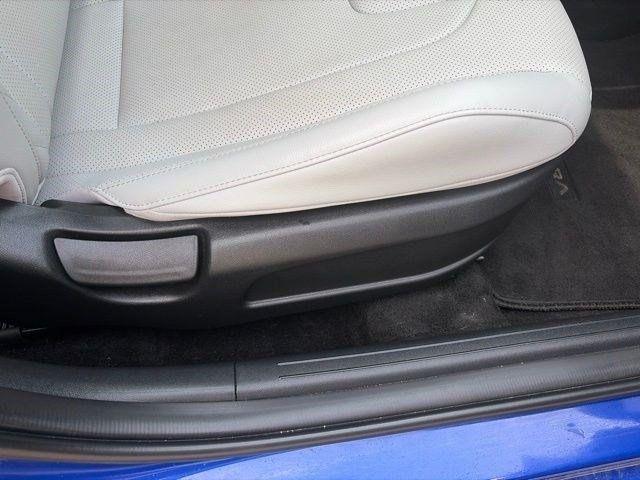 Hyundai Elantra  2023