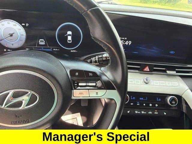 Hyundai Elantra  2023
