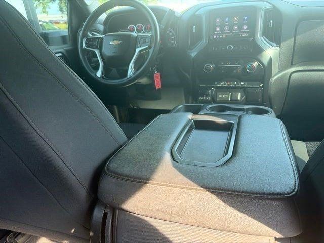 Chevrolet Silverado 2500HD  2021