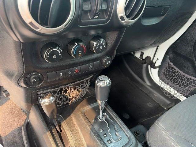 Jeep Wrangler  2017