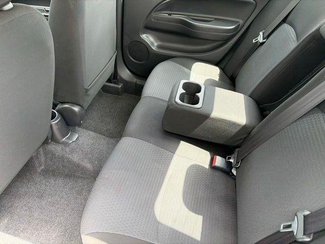 Mitsubishi Mirage G4  2024