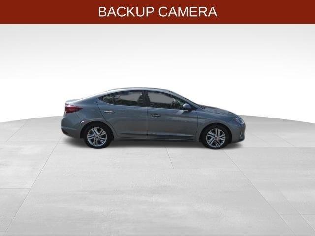 Hyundai Elantra  2019