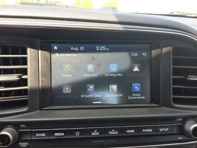 Hyundai Elantra  2019