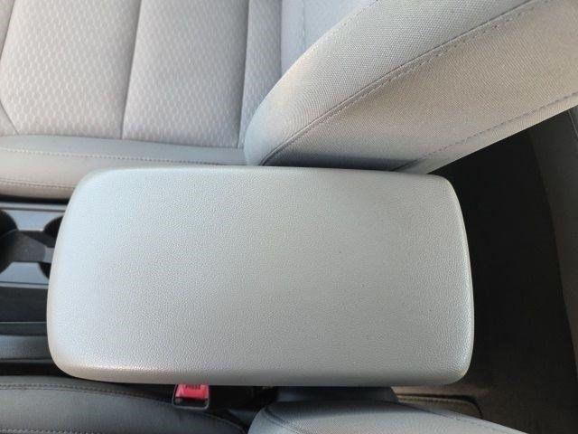 Hyundai Elantra  2019