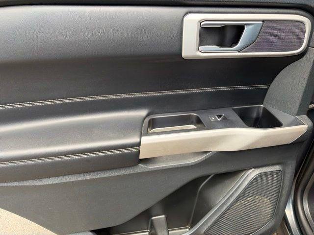 Ford Explorer XLT 4WD 2022