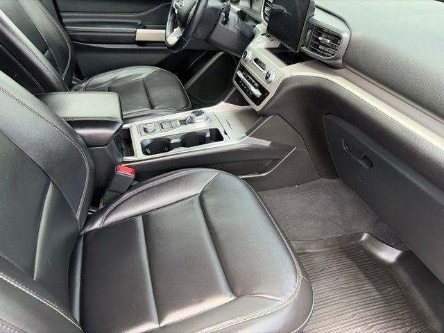 Ford Explorer XLT 4WD 2022