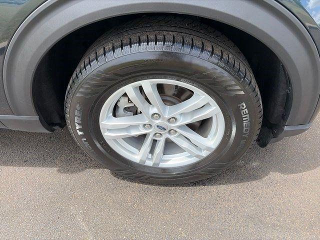 Ford Explorer XLT 4WD 2022