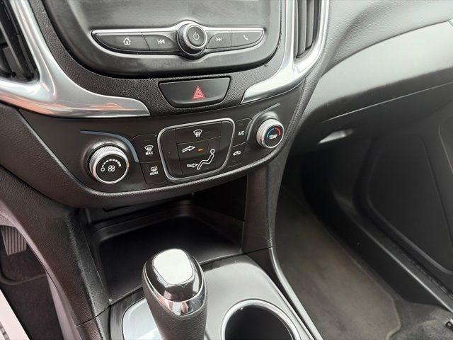 Chevrolet Equinox  2021