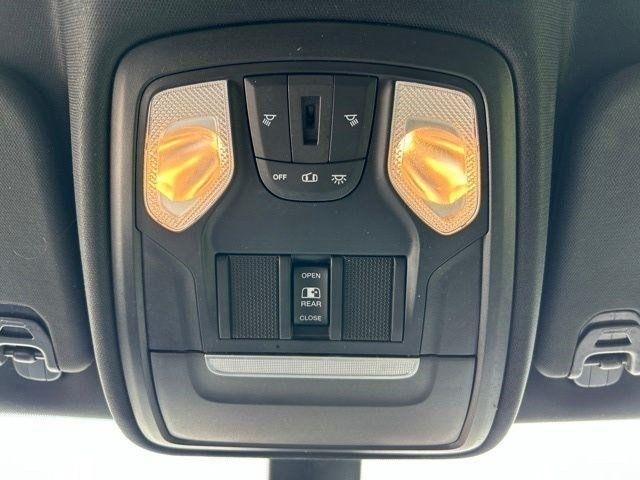 RAM 1500  2021