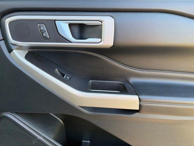 Ford Explorer  2022