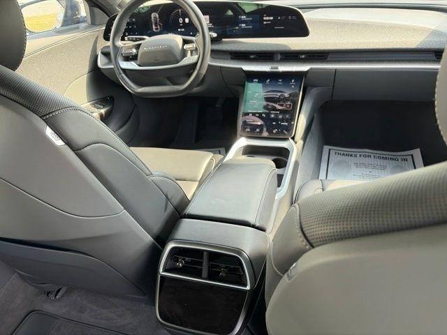 Lucid Air  2024
