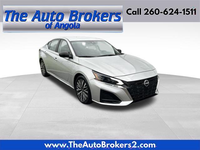 Nissan Altima  2024