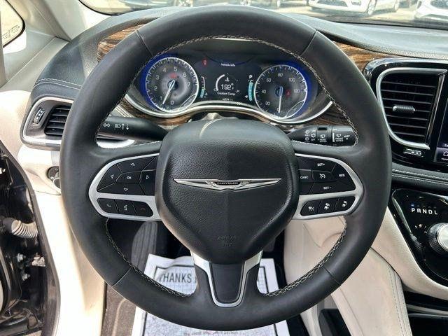 Chrysler Pacifica  2023
