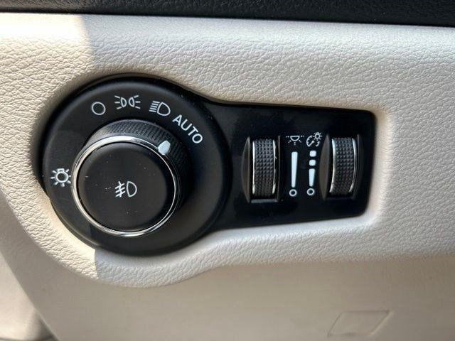 Chrysler Pacifica  2023