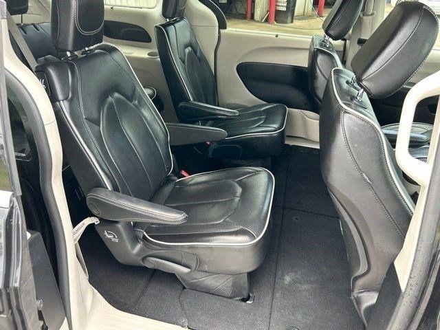 Chrysler Pacifica  2023