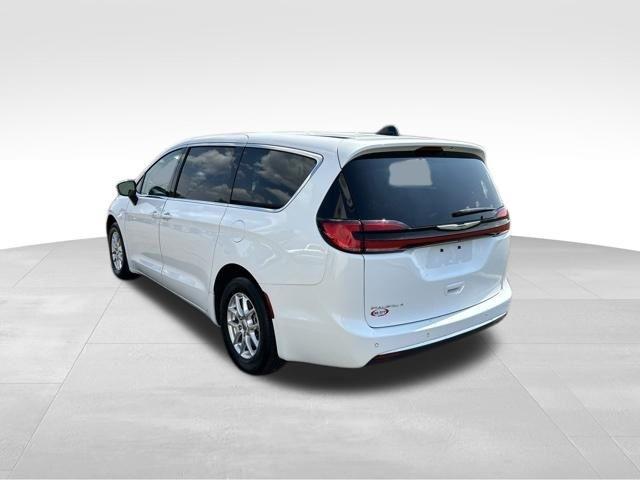 Chrysler Pacifica  2024