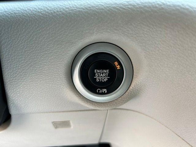 Chrysler Pacifica  2024
