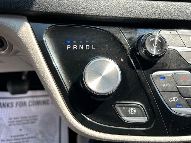 Chrysler Pacifica  2024