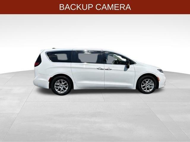 Chrysler Pacifica  2024